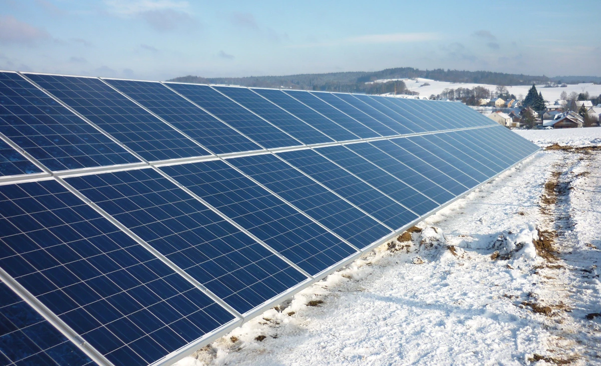 ceam-asset-management-erneuerbare-energien-pv-ernsthof-ost ceam-asset-management-erneuerbare-energien-pv-ernsthof-ost